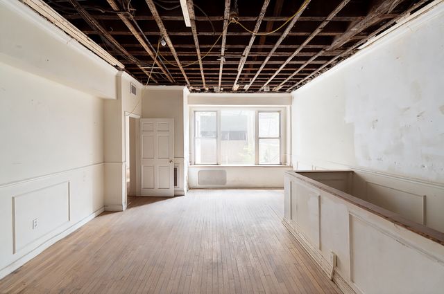 18 W 76TH Street, New York City, NY 10023