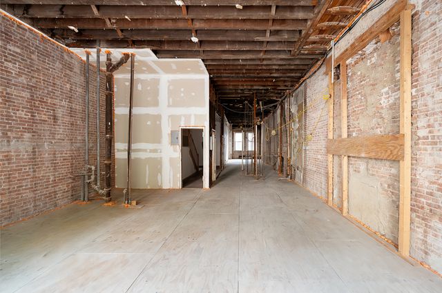 18 W 76TH Street, New York City, NY 10023