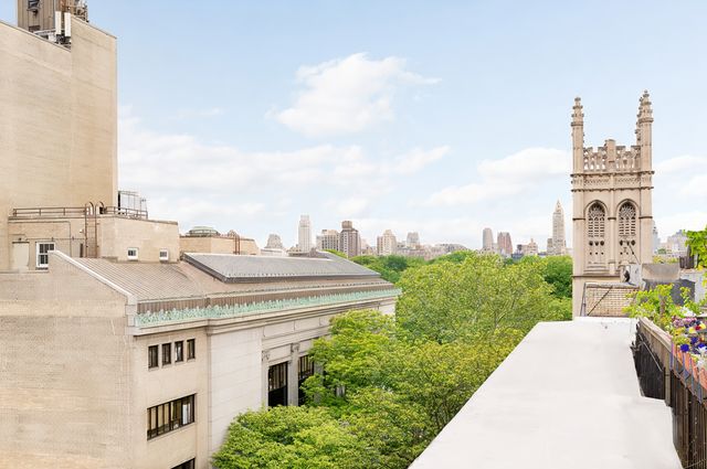18 W 76TH Street, New York City, NY 10023