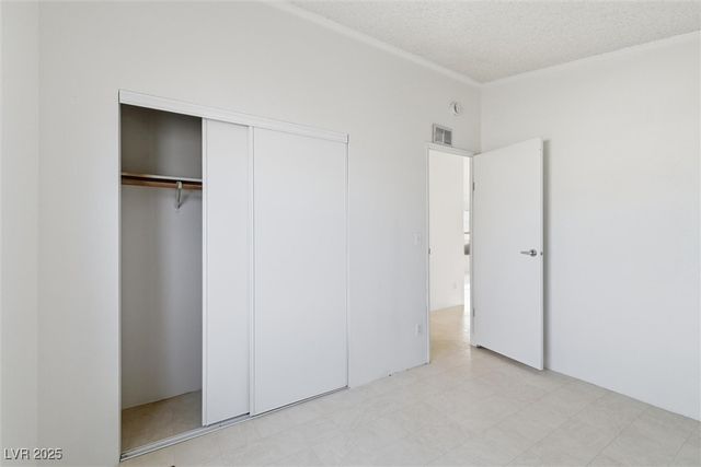 91 West Yukon Street, Pahrump, NV 89048