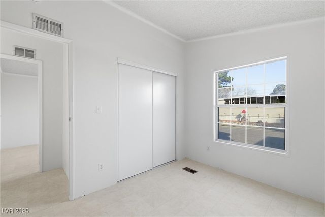 91 West Yukon Street, Pahrump, NV 89048