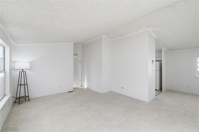 91 West Yukon Street, Pahrump, NV 89048