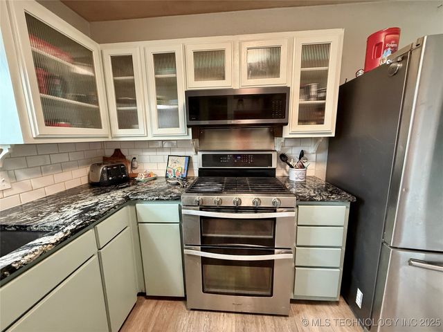 443 Shadow Lane, Sapulpa, OK 74066