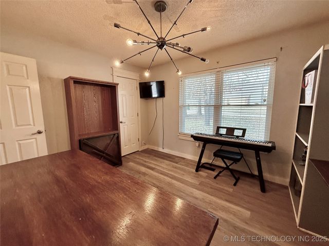 443 Shadow Lane, Sapulpa, OK 74066