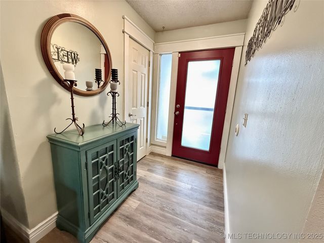 443 Shadow Lane, Sapulpa, OK 74066