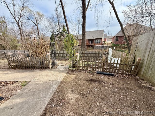 443 Shadow Lane, Sapulpa, OK 74066