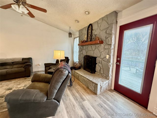 443 Shadow Lane, Sapulpa, OK 74066