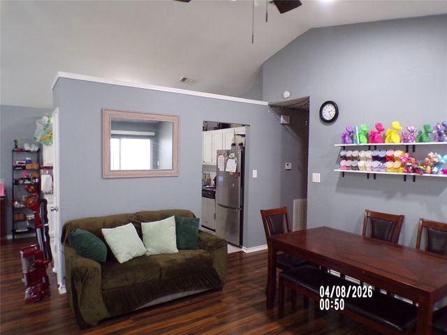10327 WHITINGHAM Drive, Dallas, TX 75227