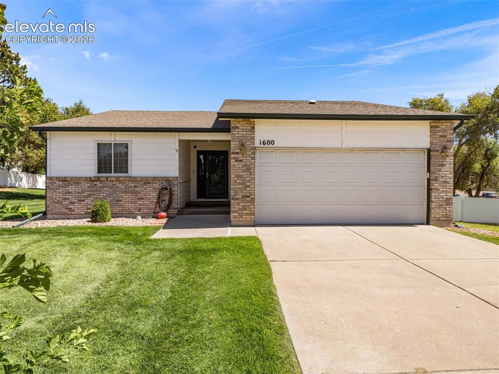 1600 Horseshoe Place, Pueblo, CO 81001 — photo 2