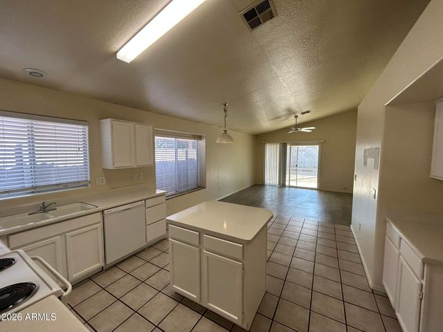 51 N DEL PUEBLO Place, Chandler, AZ 85226