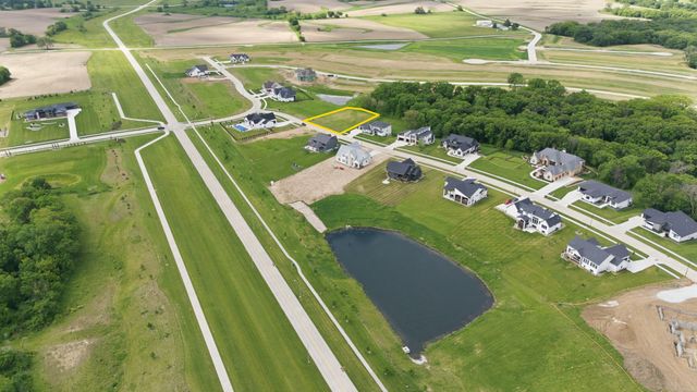 3779 SW Indigo Avenue, West Des Moines, IA 50266