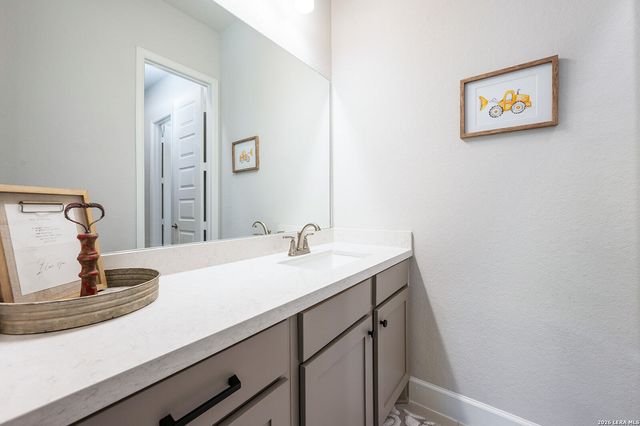 10006 Sarah Pl, Boerne, TX 78006