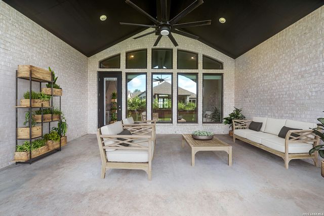 10006 Sarah Pl, Boerne, TX 78006
