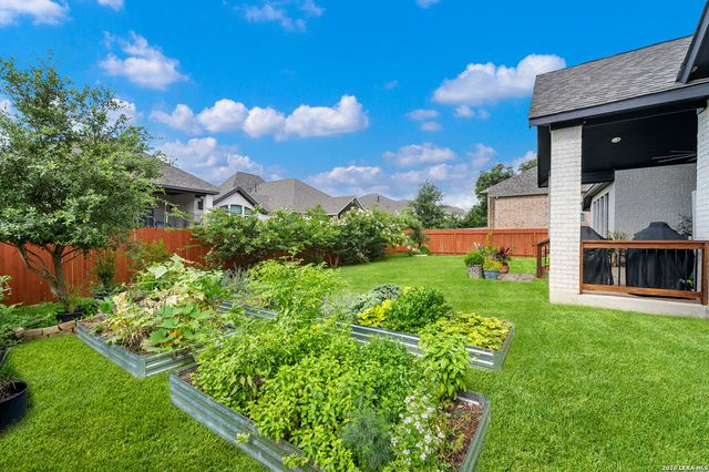 10006 Sarah Pl, Boerne, TX 78006