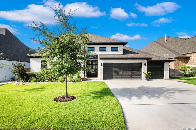 10006 Sarah Pl, Boerne, TX 78006