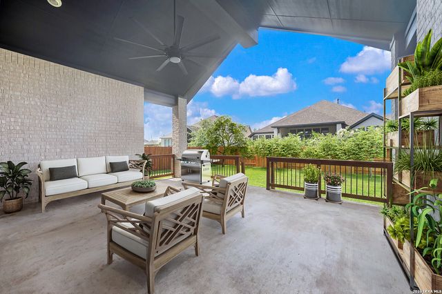 10006 Sarah Pl, Boerne, TX 78006