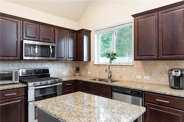 710 Arrow Point DR 16, Cedar Park, TX 78613