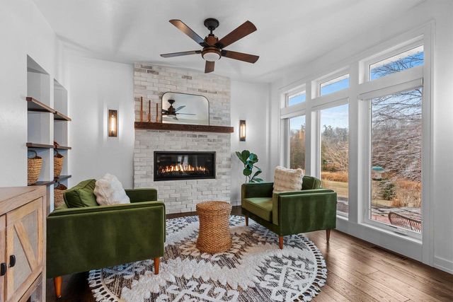 2875 STONE CREEK CIRCLE, Suamico, WI 54313