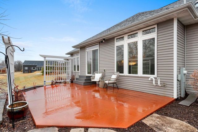 2875 STONE CREEK CIRCLE, Suamico, WI 54313