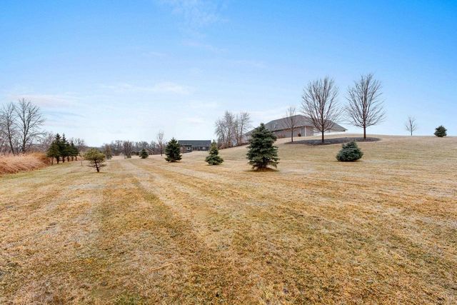 2875 STONE CREEK CIRCLE, Suamico, WI 54313