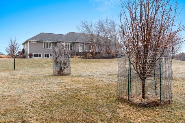 2875 STONE CREEK CIRCLE, Suamico, WI 54313