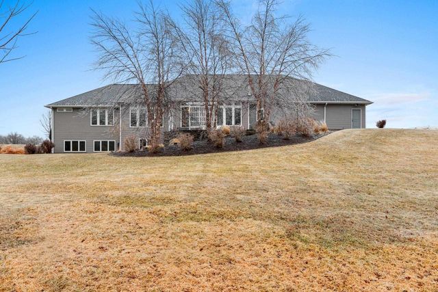2875 STONE CREEK CIRCLE, Suamico, WI 54313