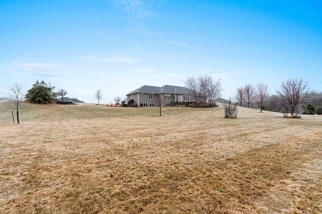 2875 STONE CREEK CIRCLE, Suamico, WI 54313