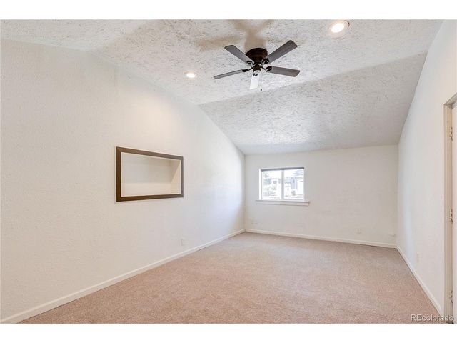 240 22nd Avenue Ct, Greeley, CO 80631