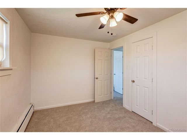 240 22nd Avenue Ct, Greeley, CO 80631