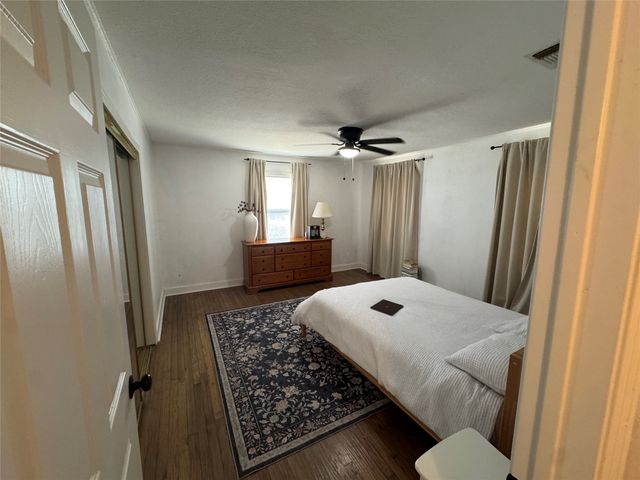 2454 Lea Crest Drive, Dallas, TX 75216