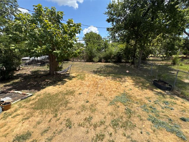 2454 Lea Crest Drive, Dallas, TX 75216
