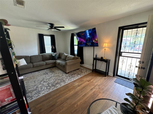 2454 Lea Crest Drive, Dallas, TX 75216