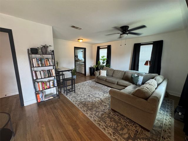 2454 Lea Crest Drive, Dallas, TX 75216
