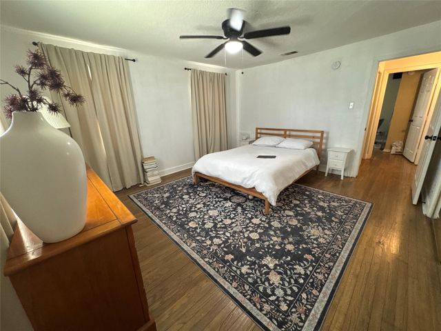 2454 Lea Crest Drive, Dallas, TX 75216
