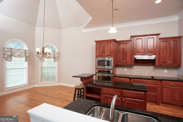 6520 Riada Court, Mcdonough, GA 30253