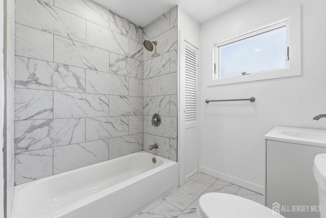 12 Daniel Road, Spotswood, NJ 08884