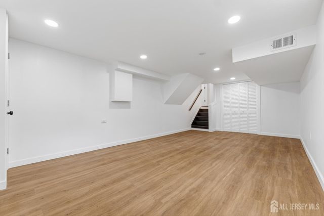 12 Daniel Road, Spotswood, NJ 08884