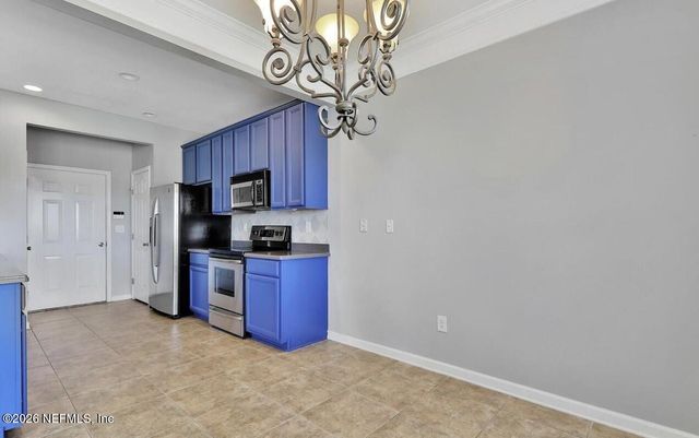 11225 N CASTLEMAIN Circle, Jacksonville, FL 32256