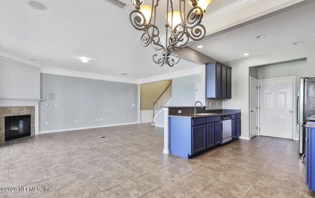 11225 N CASTLEMAIN Circle, Jacksonville, FL 32256