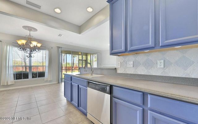 11225 N CASTLEMAIN Circle, Jacksonville, FL 32256