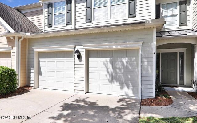 11225 N CASTLEMAIN Circle, Jacksonville, FL 32256