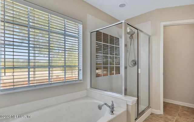 11225 N CASTLEMAIN Circle, Jacksonville, FL 32256
