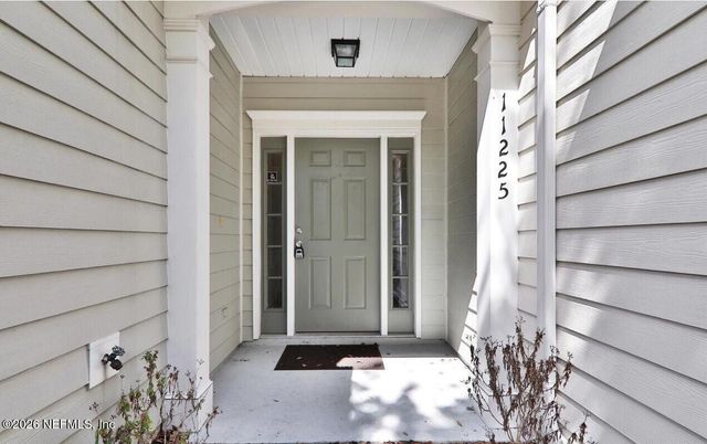 11225 N CASTLEMAIN Circle, Jacksonville, FL 32256