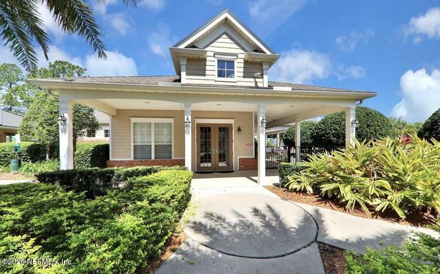 11225 N CASTLEMAIN Circle, Jacksonville, FL 32256
