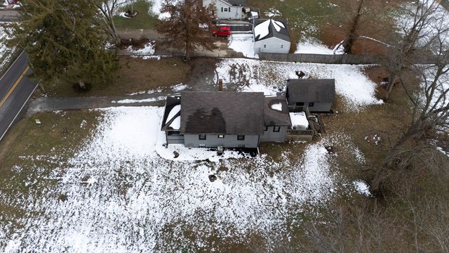 2405 E 38th Street, Anderson, IN 46013