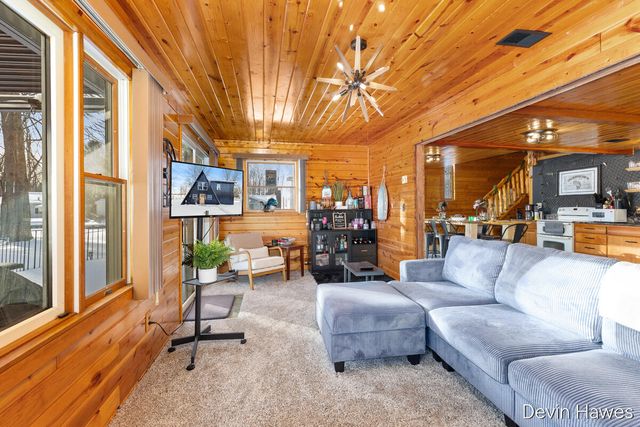 259 Ivason Drive, Stanton, MI 48888