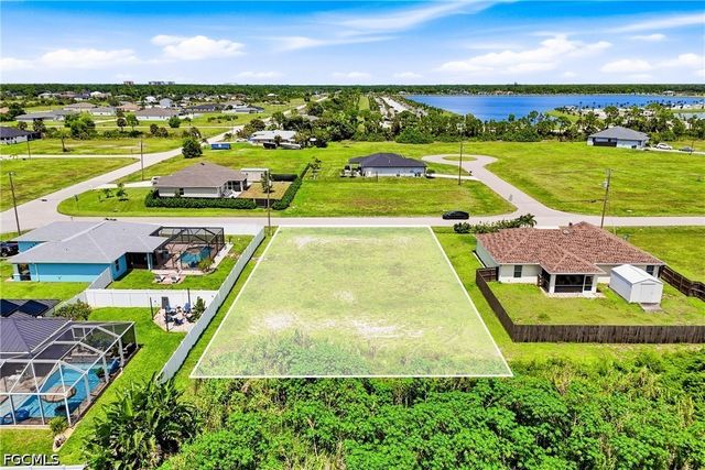 3518 NW 39th LN, Cape Coral, FL 33993
