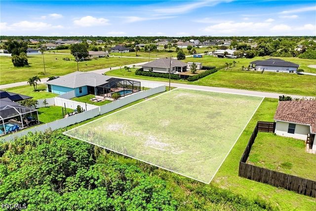 3518 NW 39th LN, Cape Coral, FL 33993