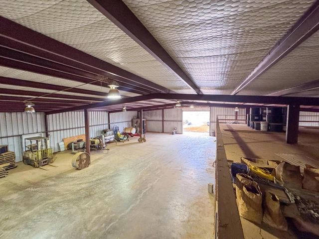 444 County Road 4104, Daingerfield, TX 75638