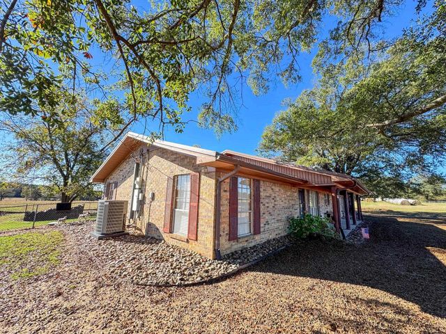 444 County Road 4104, Daingerfield, TX 75638